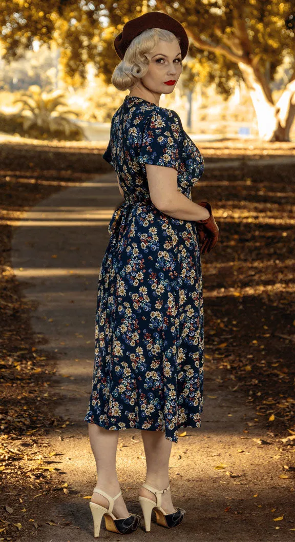 Betty Tea Dress in Navy Daisy Print