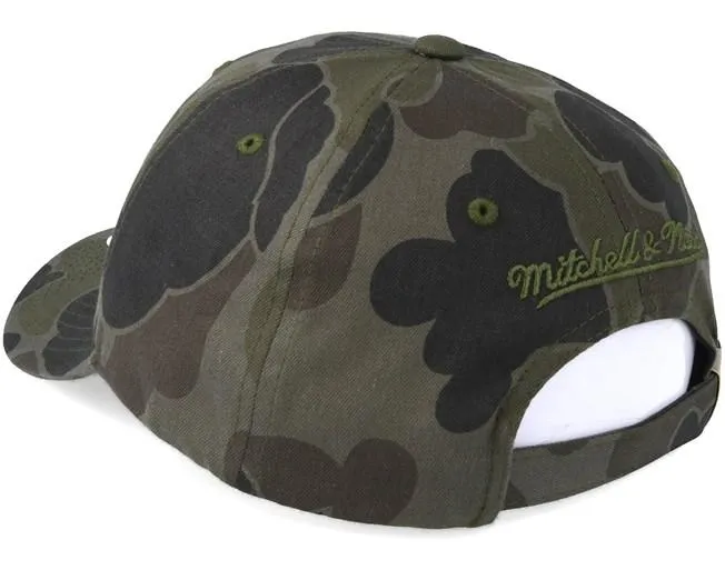 Chicago Bulls NBA Mitchell & Ness Camouflage Slouch Strapback Dad Hat Cap