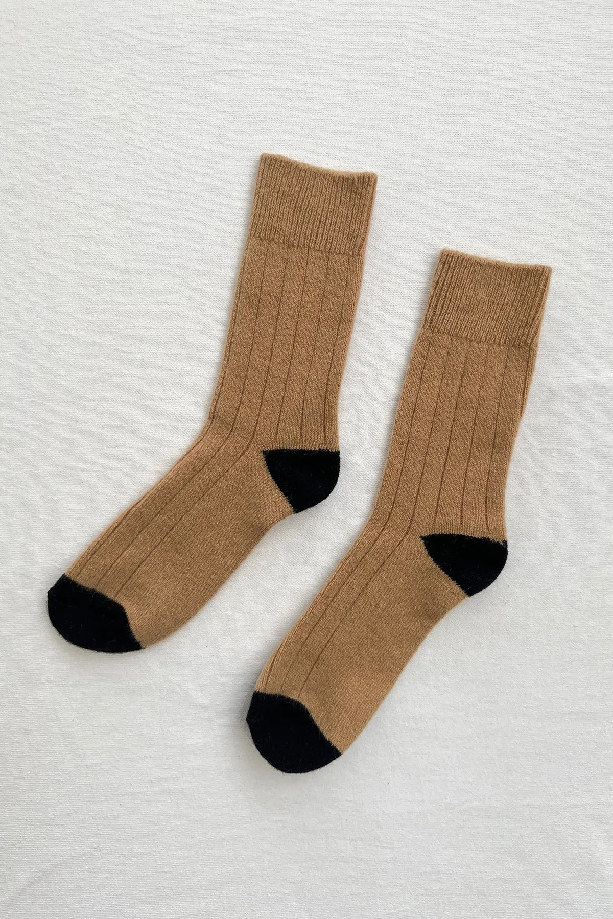 CLASSIC CASHMERE SOCKS CAMEL