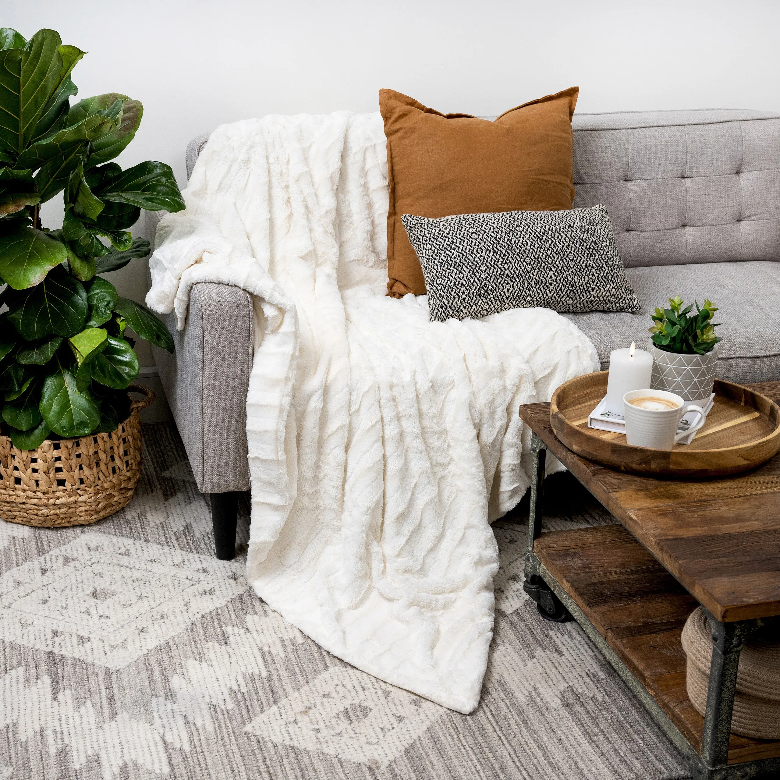 LUXURIOUS CREAM TEXTURED THROW BLANKET | Soft Snuggly Pale Ivory Cream Blanket | Luxury Bed Throw | Large Size 55" x 70"