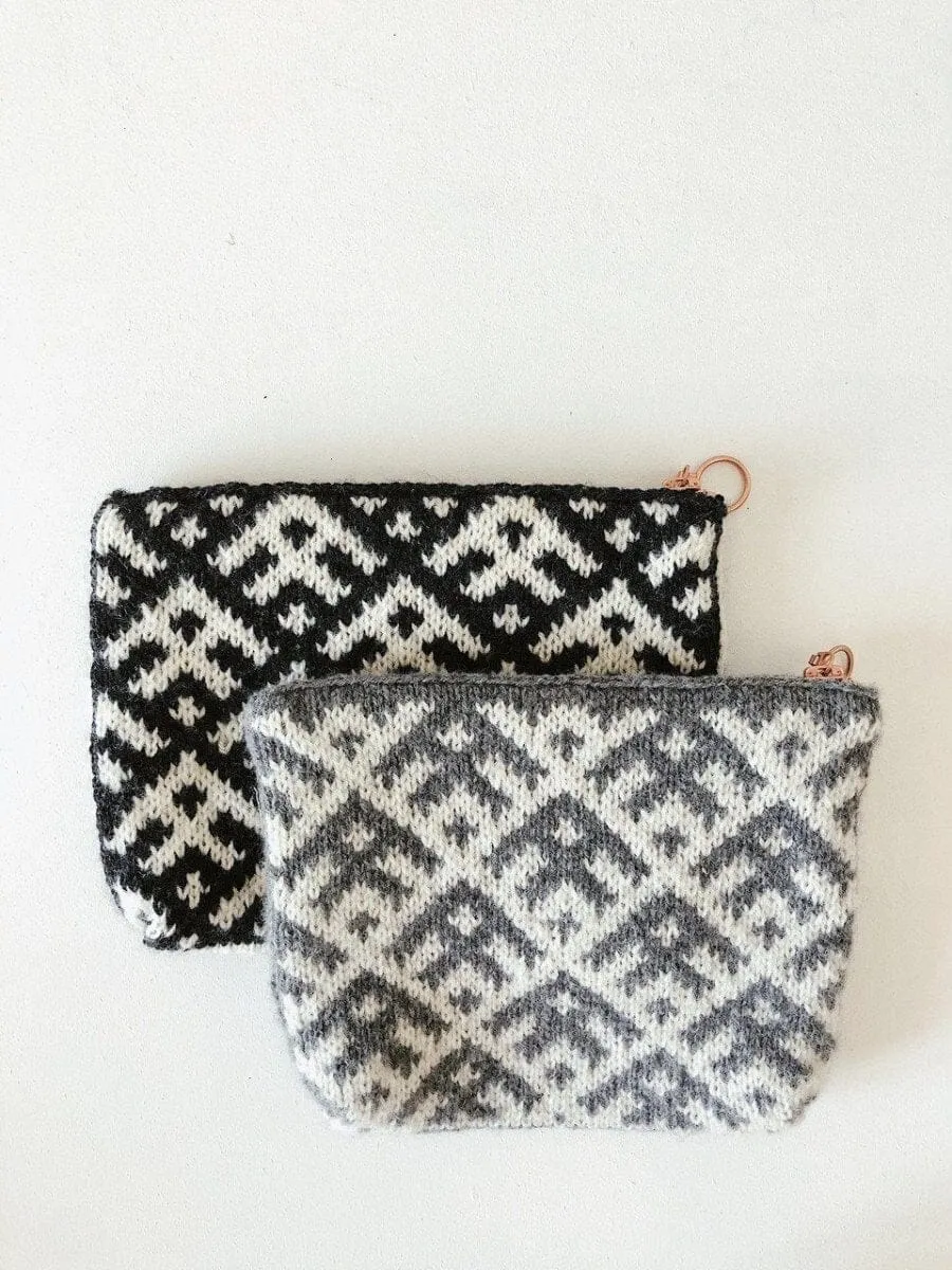 Makeup bag with Estonian pattern by Önling, advent 2019, No 2 knitting kit