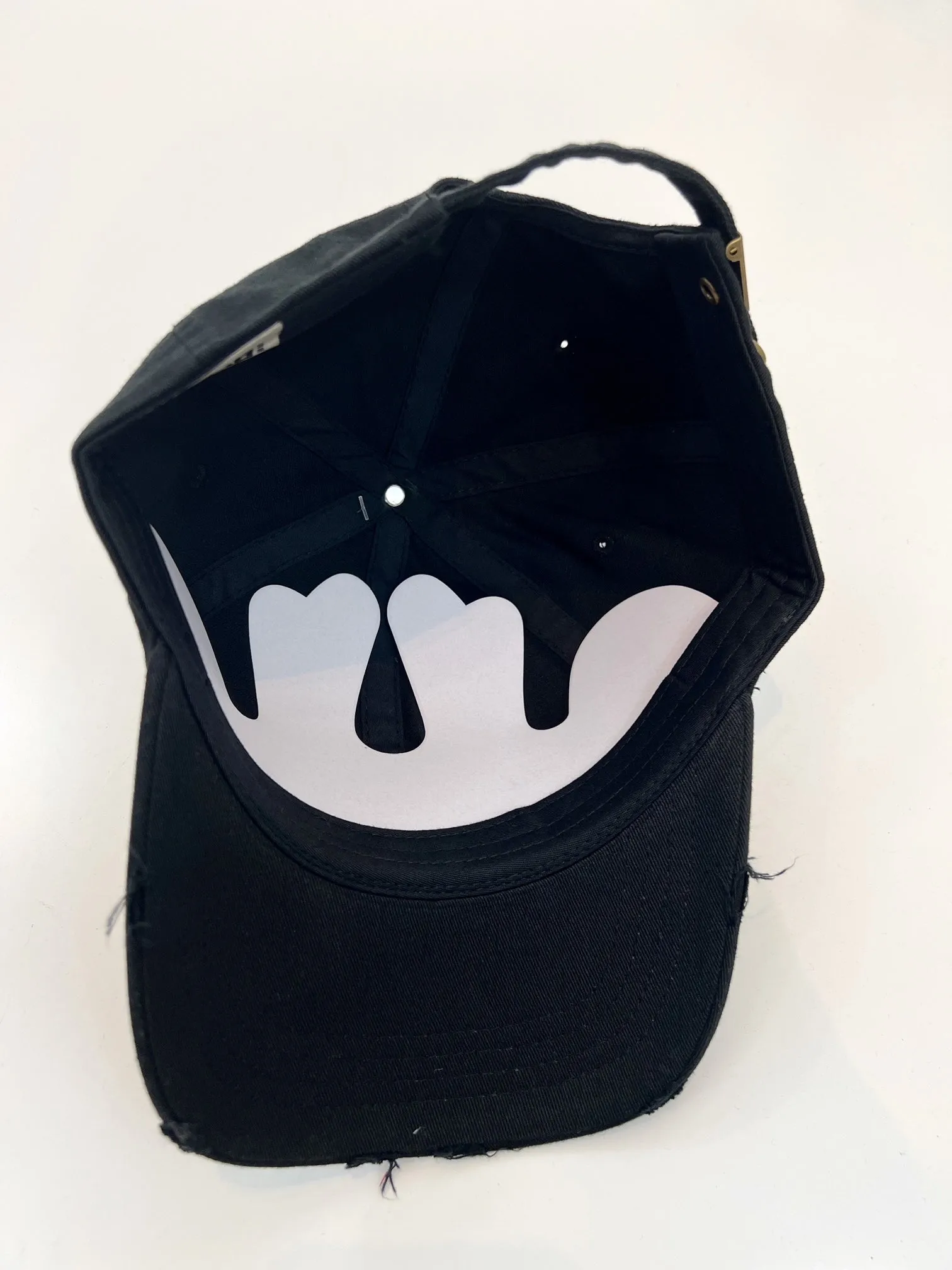 Muka Diamond Drip Dad Hat (Black)