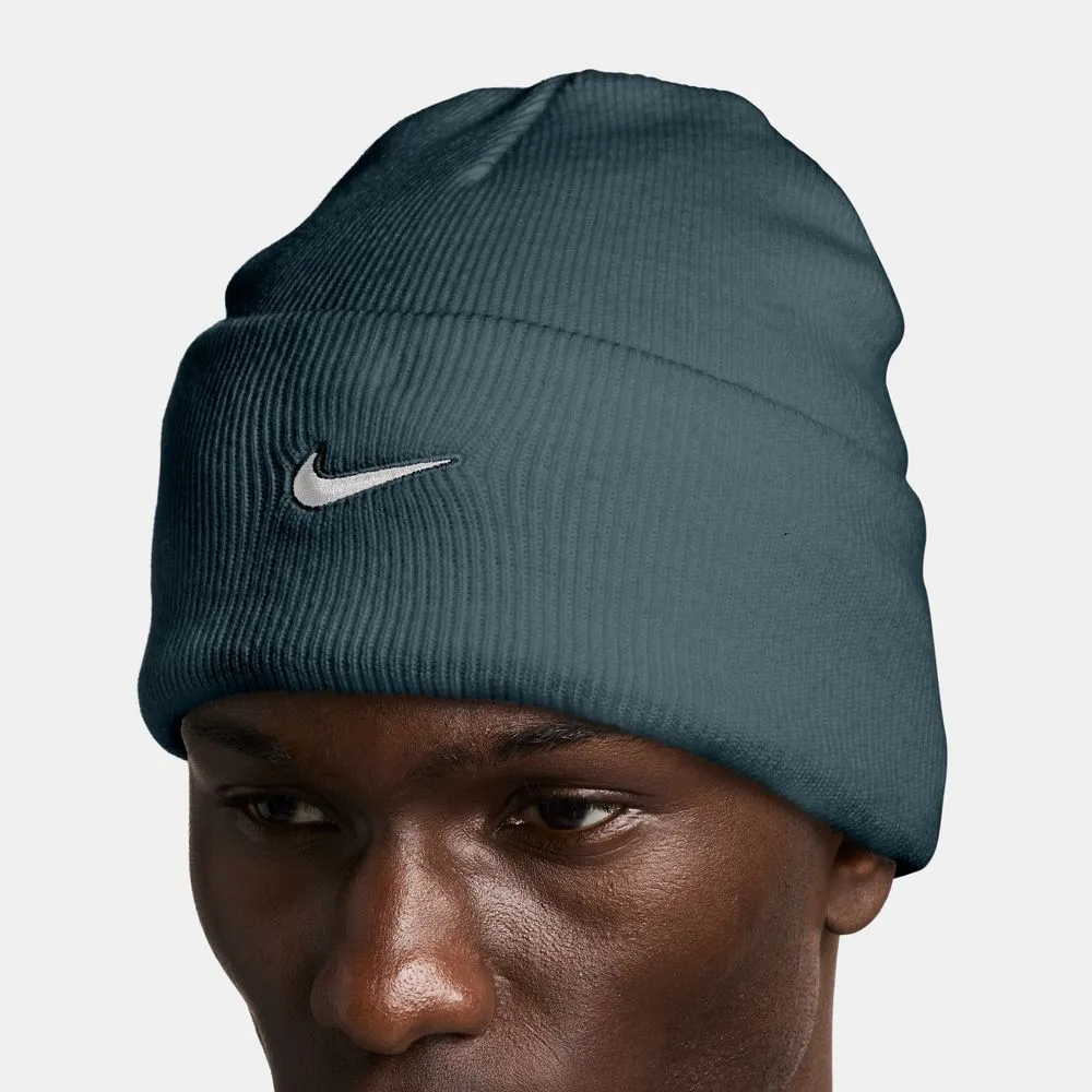 Nike Peak Swoosh Beanie