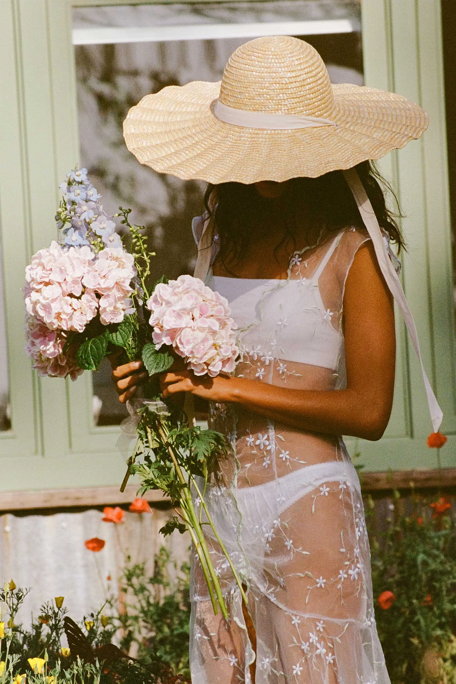 Scalloped Dolce Hat
