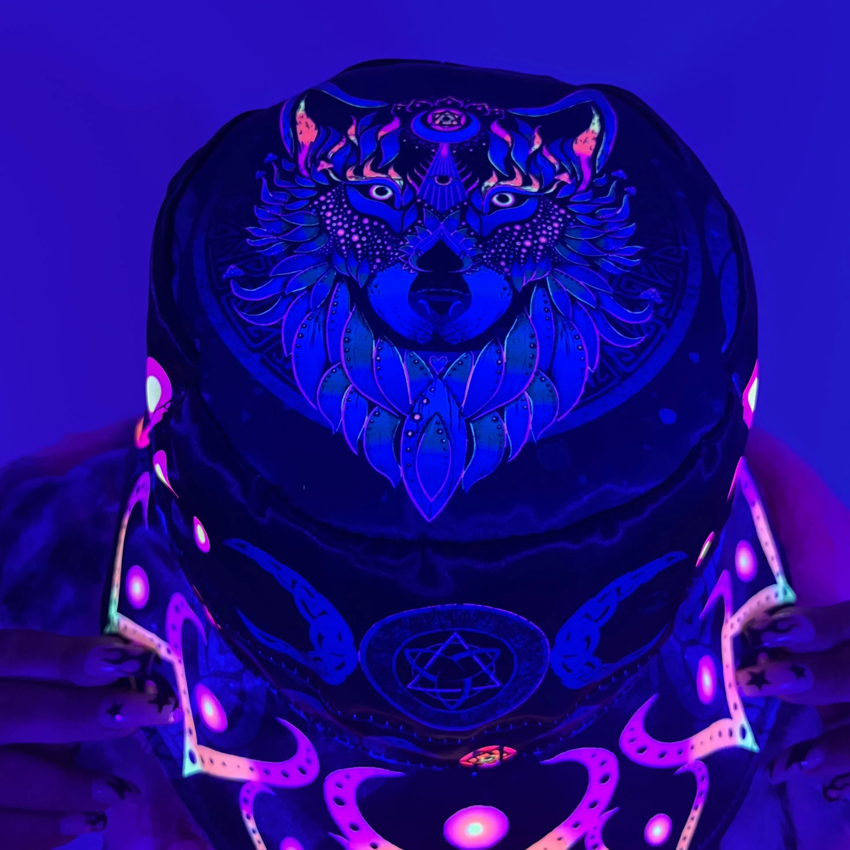Wolf Reversible Bucket Hat